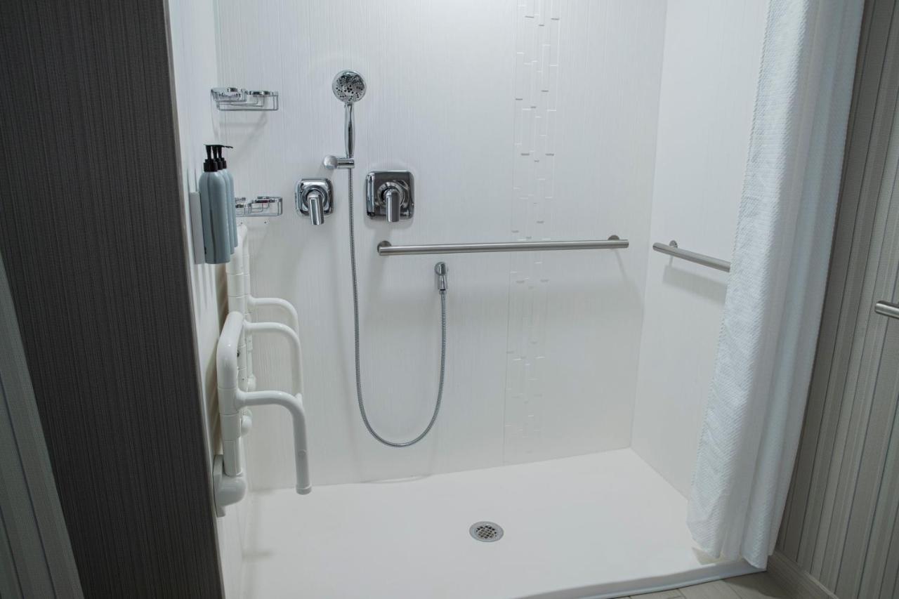 Courtyard By Marriott Greenville Mauldin Bagian luar foto